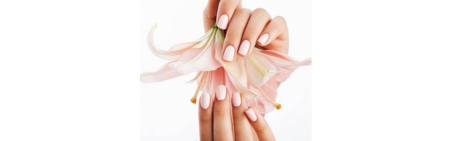 MANICURA OPI. PRODUCTOS DE PELUQUERIA Y ESTETICA DIVAS